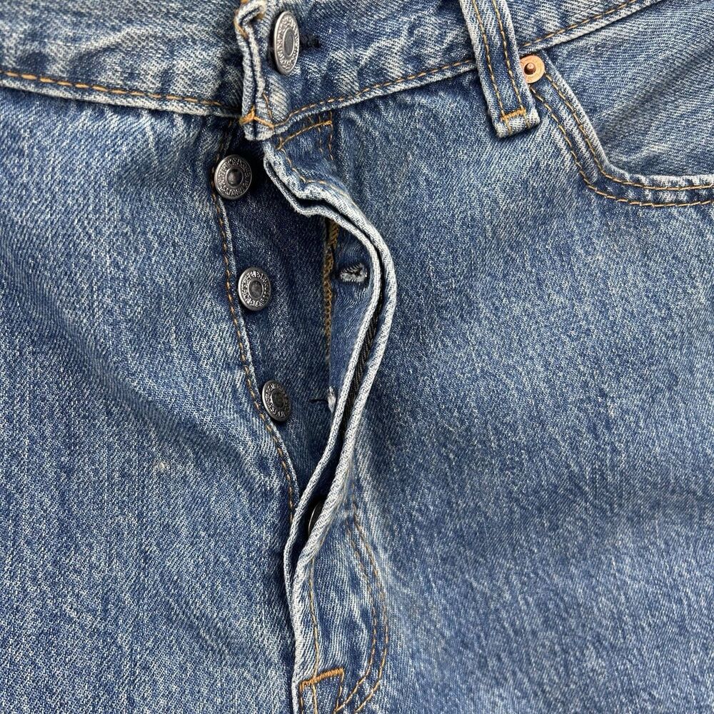 Levis 501 Original Button Fly Jeans Men 36x32 Straight Leg Blue Denim Irregular - Picture 3 of 16